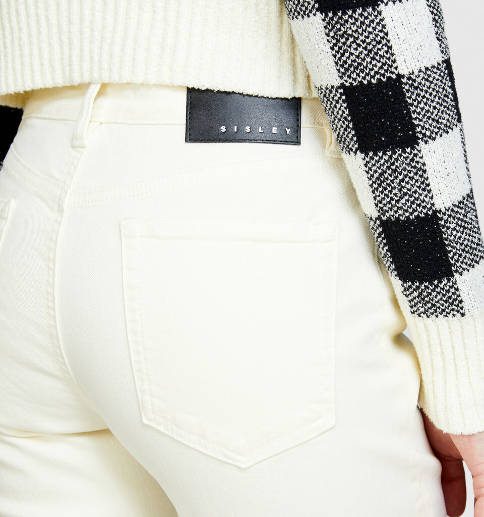 Colorful jeans with slits - women's slim fit jeans - Creamy White | Sisley image number 5